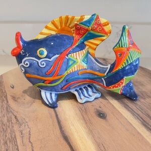 Vibrant Multicolor Ceramic UV Fish Decor
